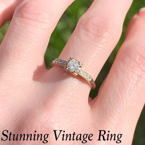 SOLD 🔥 14K 0.33 ctw Diamond Engagement Ring - Picture 2 of 8